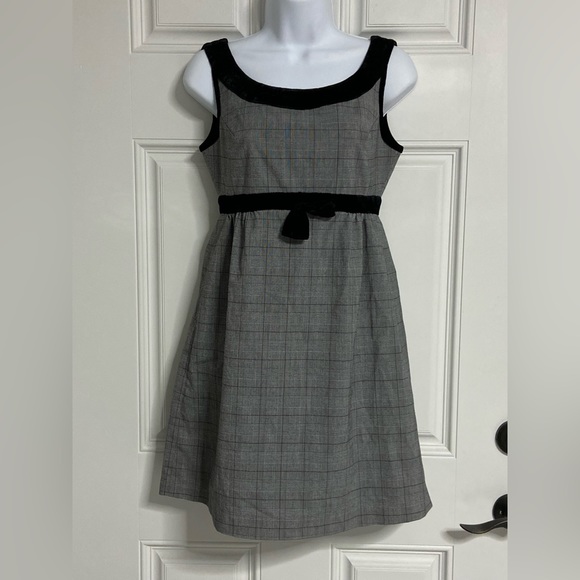 H- HOLIDAY Academia Houndstooth Plaid Velvet Trim Midi Dress - Picture 1 of 8